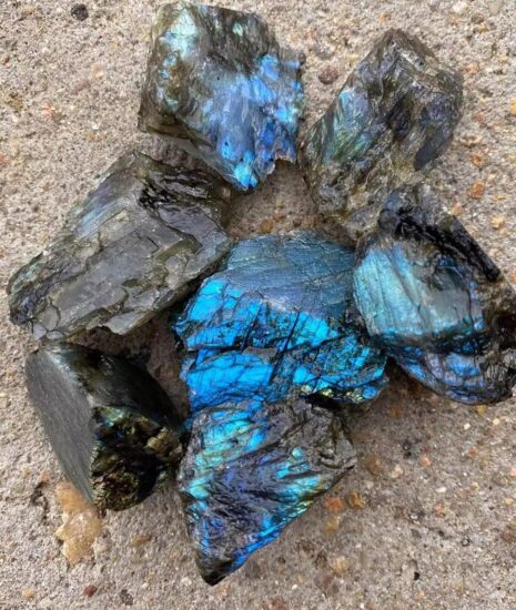 labradorite meaning
